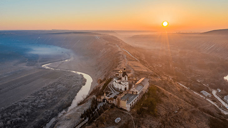21-img_moldavie-min.jpg